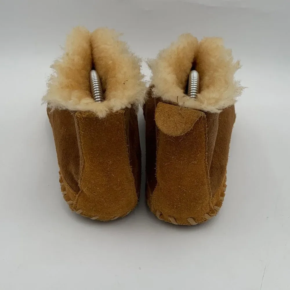 L.L. Bean suede leather wool lined moccasin style slippers Mens size 7 Woman 9